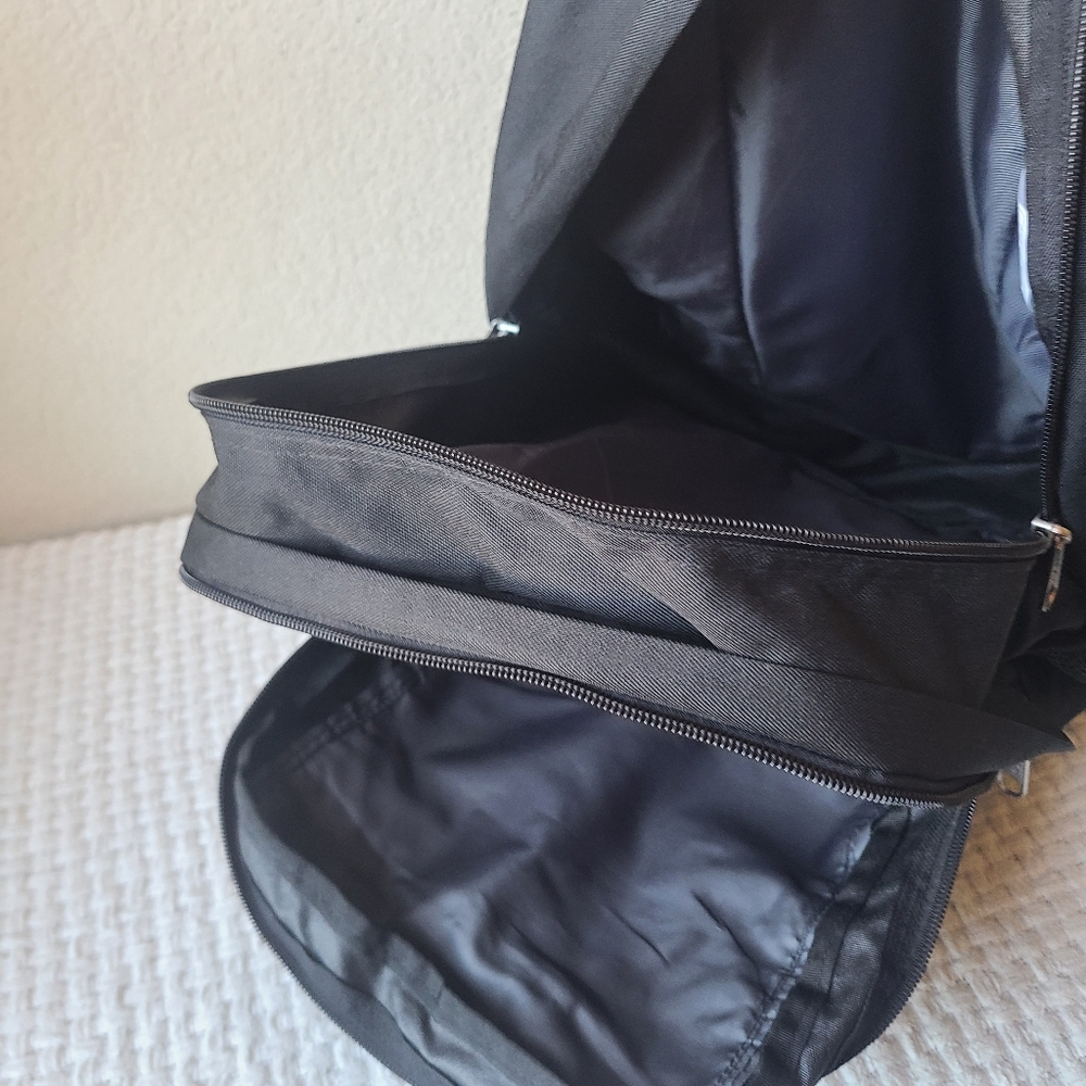 JanSport Classic Black Backpack - Picture 8 of 16